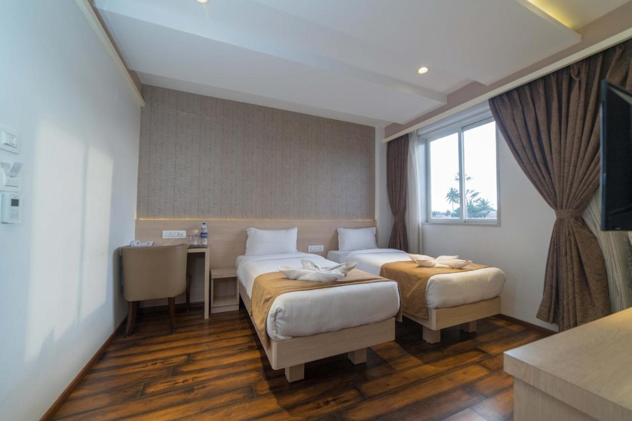 Zip By Spree Hotels Samudra Belagavi Zewnętrze zdjęcie