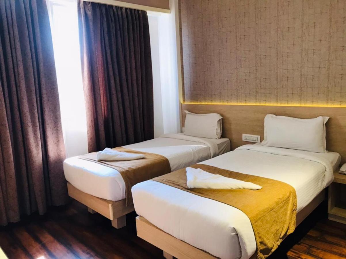 Hotel Samudra Belagavi Zewnętrze zdjęcie