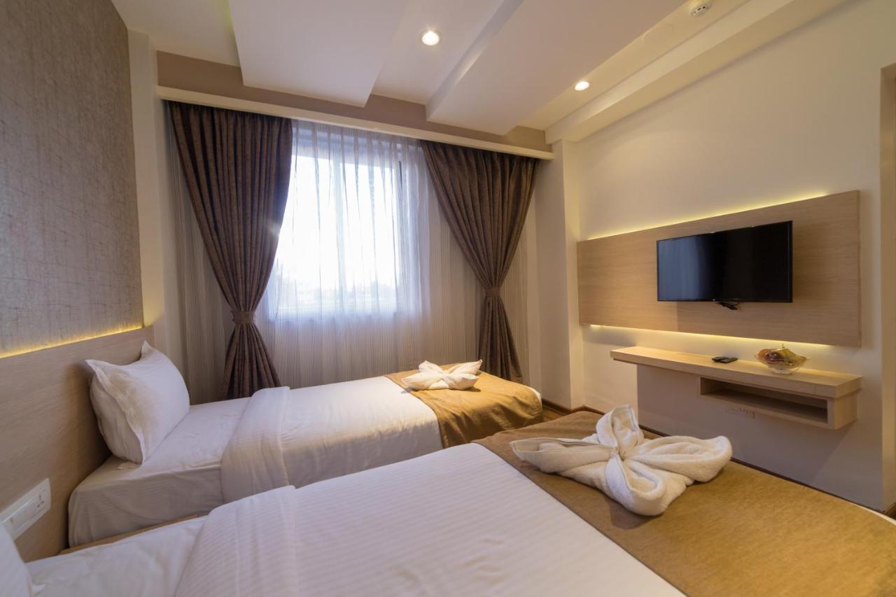 Zip By Spree Hotels Samudra Belagavi Zewnętrze zdjęcie