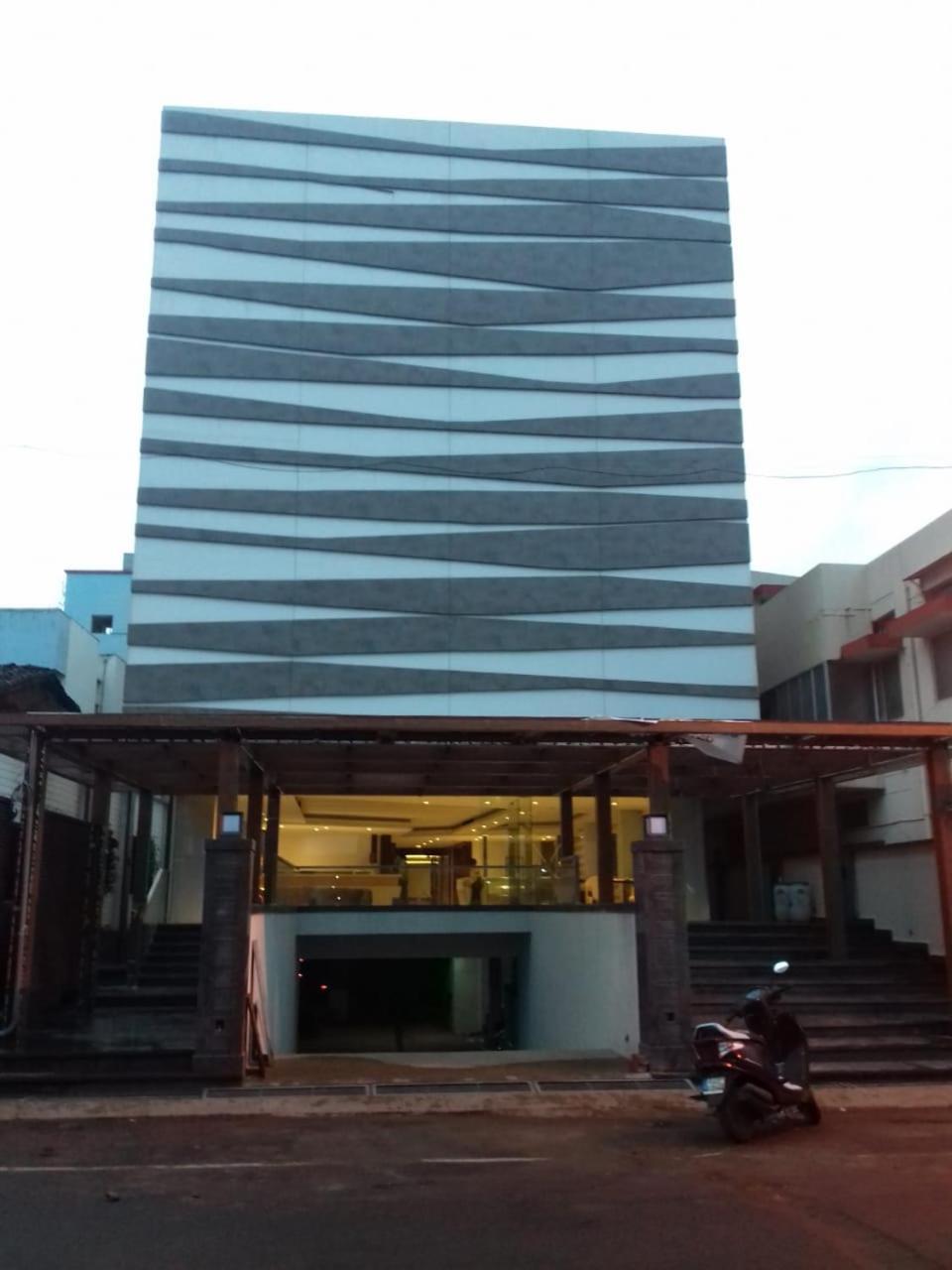 Zip By Spree Hotels Samudra Belagavi Zewnętrze zdjęcie